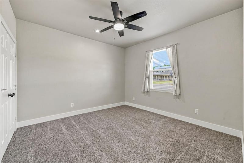 545 Mckittrick Court, Godley TX 76044 - Photo 23