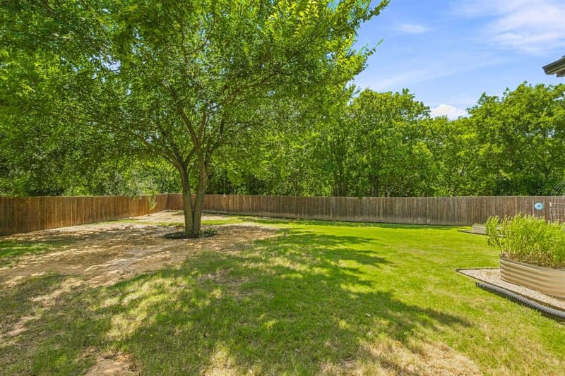 545 Mckittrick Court, Godley TX 76044 - Photo 34