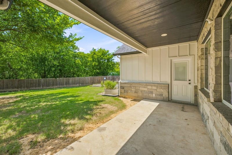 545 Mckittrick Court, Godley TX 76044 - Photo 33