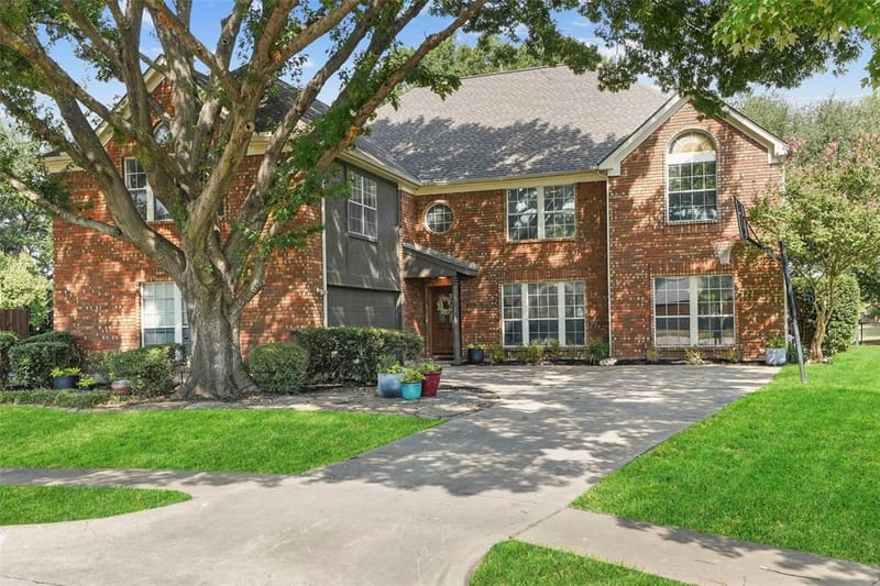 501 Palm Desert Drive, Garland TX 75044