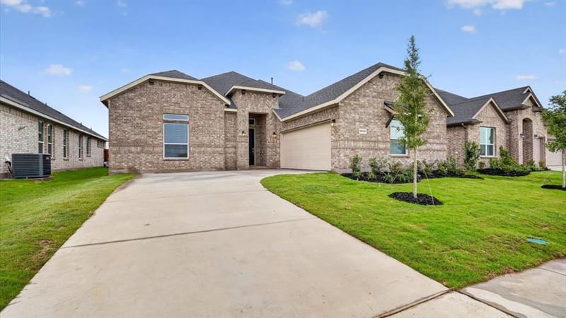 4925 ANGUS Drive, Arlington TX 76001