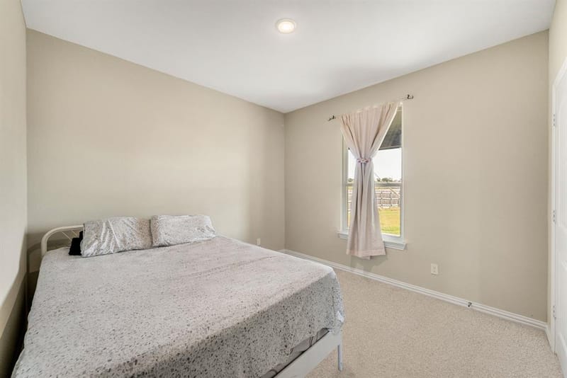 107 Red Cliff Court, Rhome TX 76078 - Photo 29