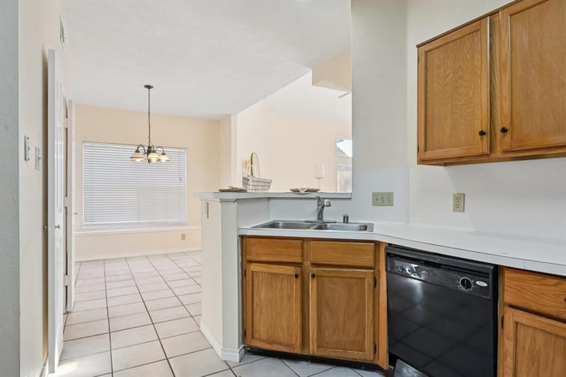 6409 Wildhaven Drive, Rowlett TX 75089 - Photo 7