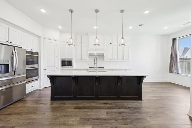 4101 Hawthorn Drive, Aubrey TX 76227 - Photo 2