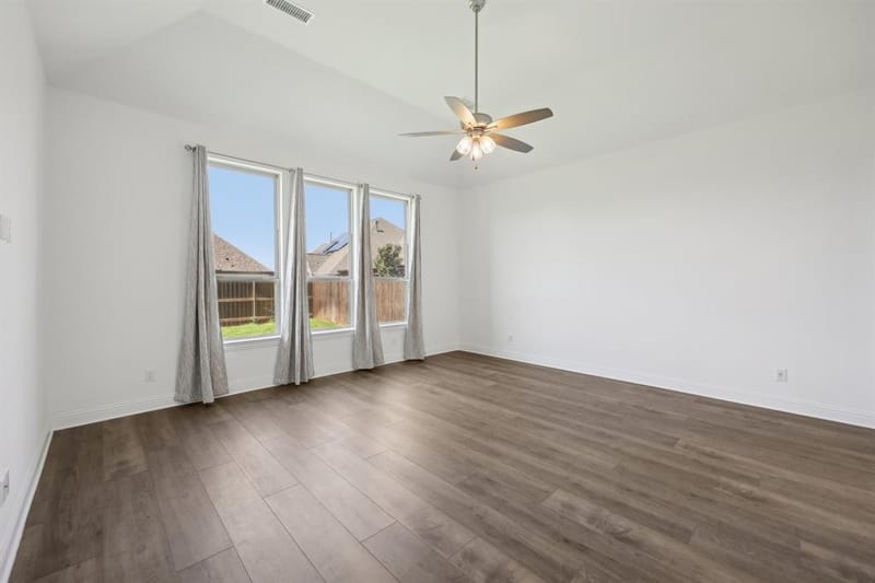 4101 Hawthorn Drive, Aubrey TX 76227 - Photo 18