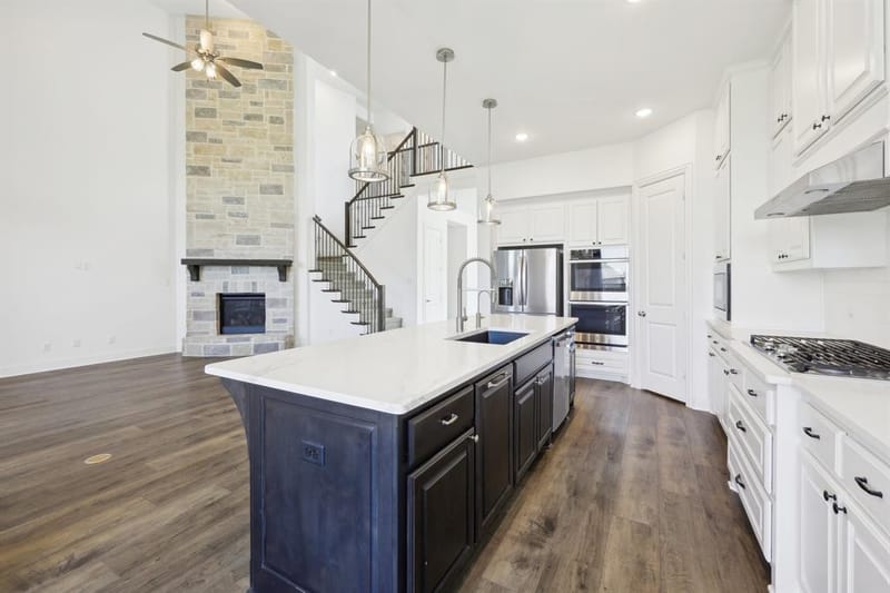 4101 Hawthorn Drive, Aubrey TX 76227 - Photo 8