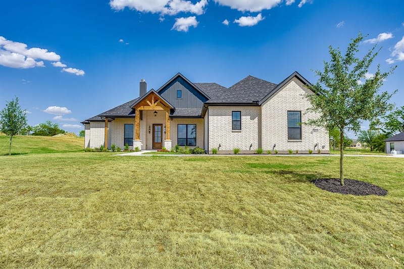801 Zachary Michael Court, Springtown TX 76082
