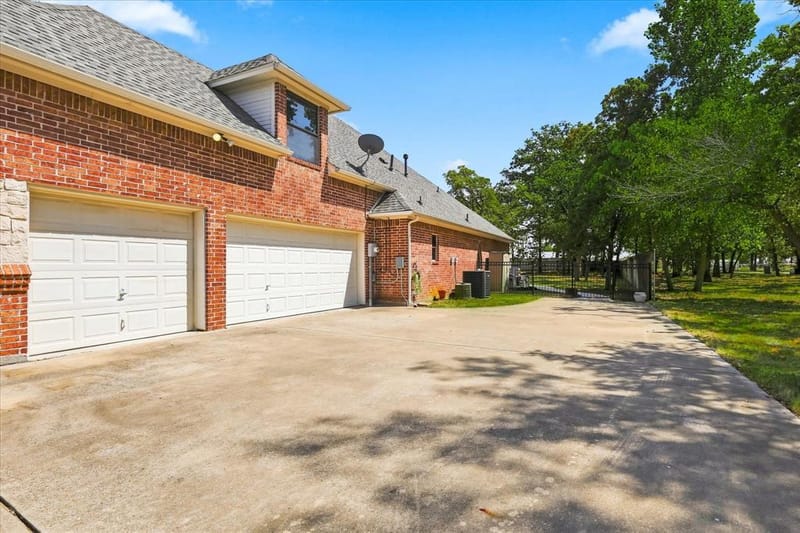 100 Woodland Drive, Krugerville TX 76227 - Photo 3