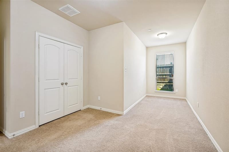 4423 Samarth Street, Irving TX 75061 - Photo 12