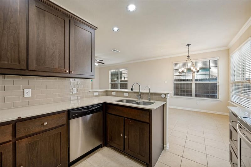 4423 Samarth Street, Irving TX 75061 - Photo 9