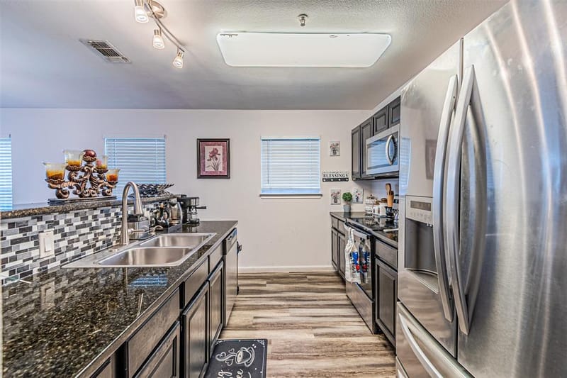 1109 E Avenue, Plano TX 75074 - Photo 10