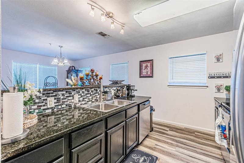 1109 E Avenue, Plano TX 75074 - Photo 11