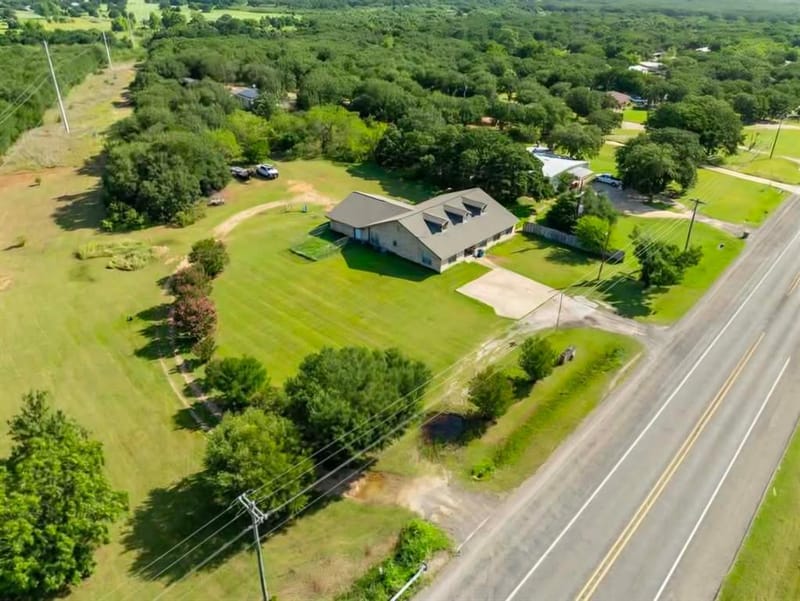 2437 State Highway 22, Whitney TX 76692 - Photo 3