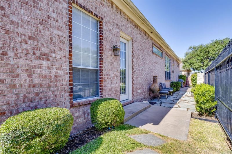 5065 Pershing Avenue, Fort Worth TX 76107 - Photo 36