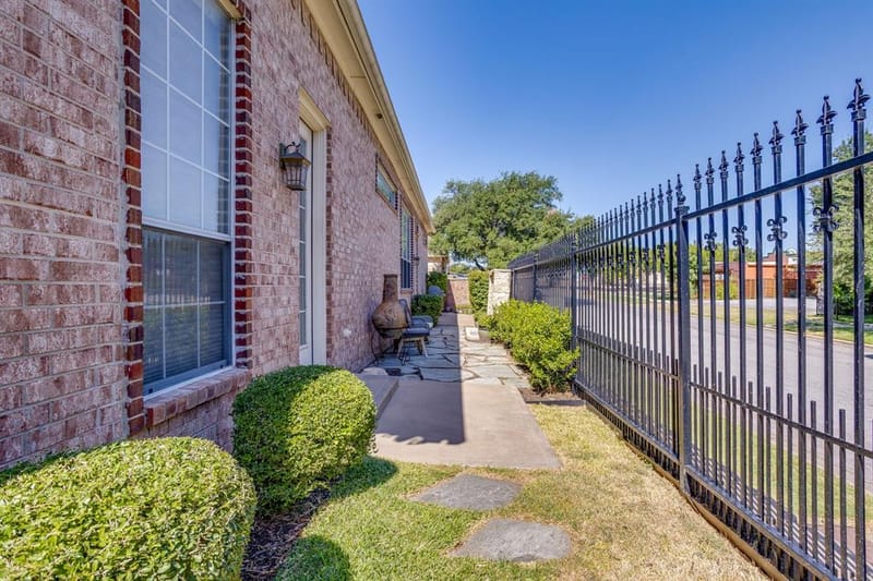 5065 Pershing Avenue, Fort Worth TX 76107 - Photo 37