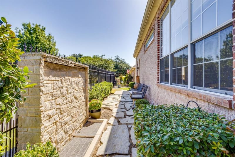 5065 Pershing Avenue, Fort Worth TX 76107 - Photo 40