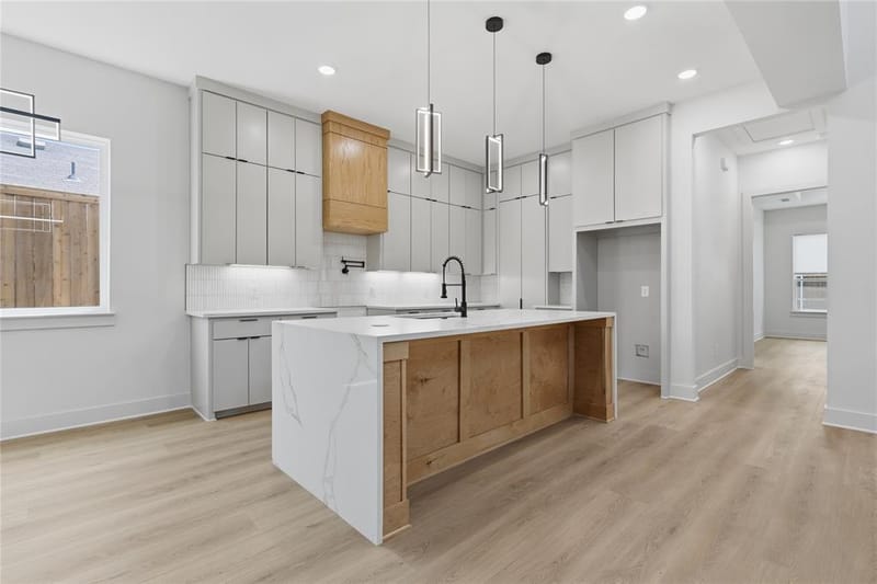 1710 Toronto Street, Dallas TX 75212 - Photo 8