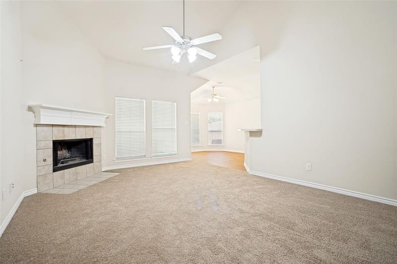 110 Blue Bonnet Circle, Justin TX 76247 - Photo 6