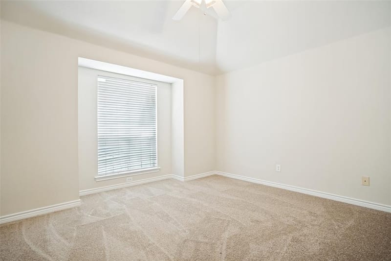 110 Blue Bonnet Circle, Justin TX 76247 - Photo 22