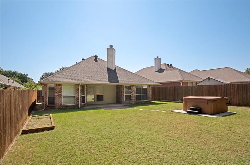 110 Blue Bonnet Circle, Justin TX 76247 - Photo 24