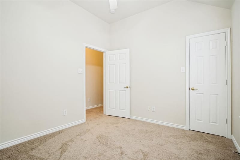 110 Blue Bonnet Circle, Justin TX 76247 - Photo 18