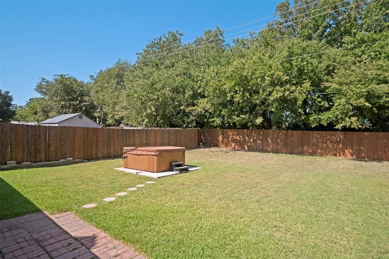 110 Blue Bonnet Circle, Justin TX 76247 - Photo 25