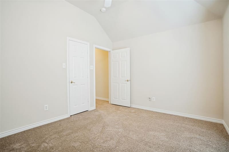 110 Blue Bonnet Circle, Justin TX 76247 - Photo 21