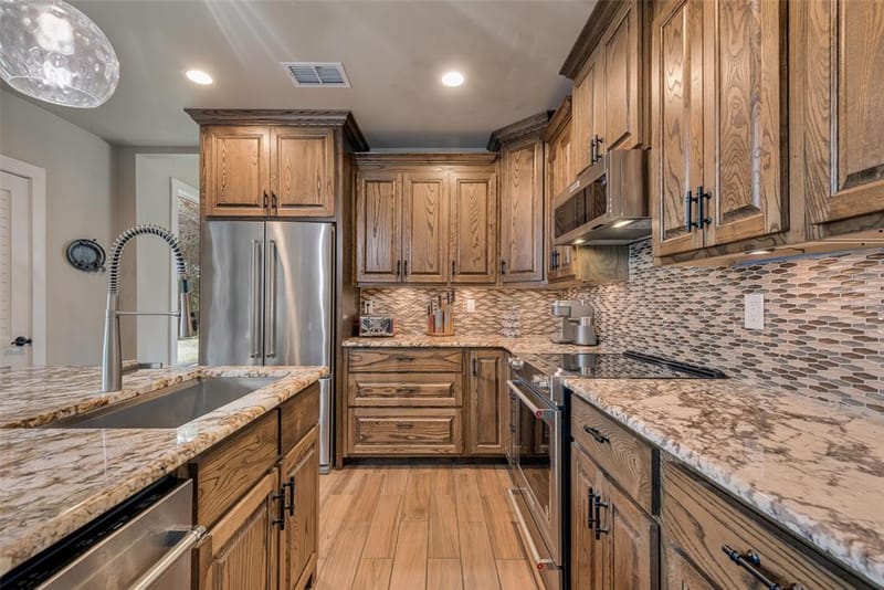 1819 W Belt Line Road, Cedar Hill TX 75104 - Photo 17