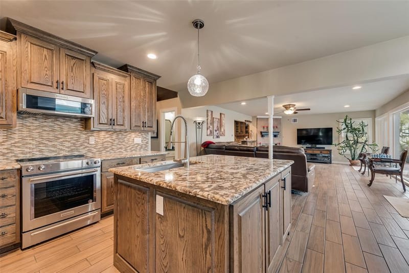 1819 W Belt Line Road, Cedar Hill TX 75104 - Photo 18