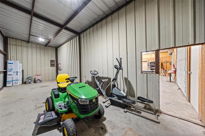 139 N 4th Street, Axtell TX 76624 - Photo 28