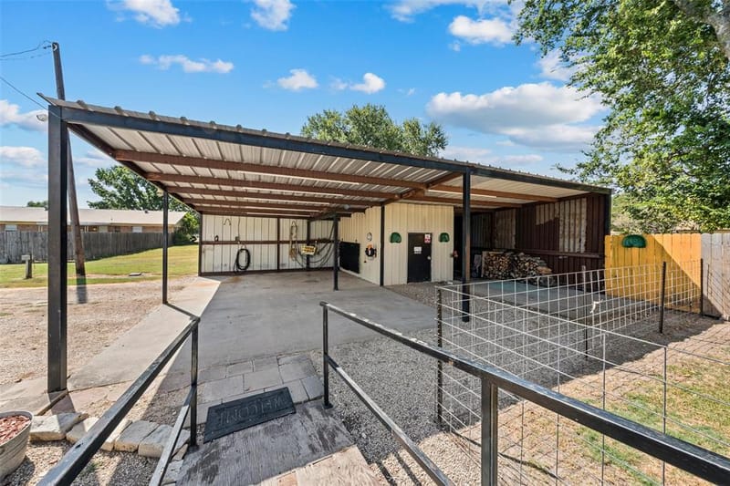 139 N 4th Street, Axtell TX 76624 - Photo 18