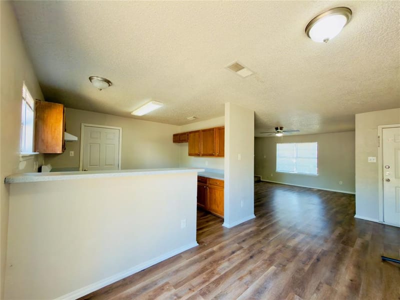 10311 Budtime Lane, Dallas TX 75217 - Photo 7