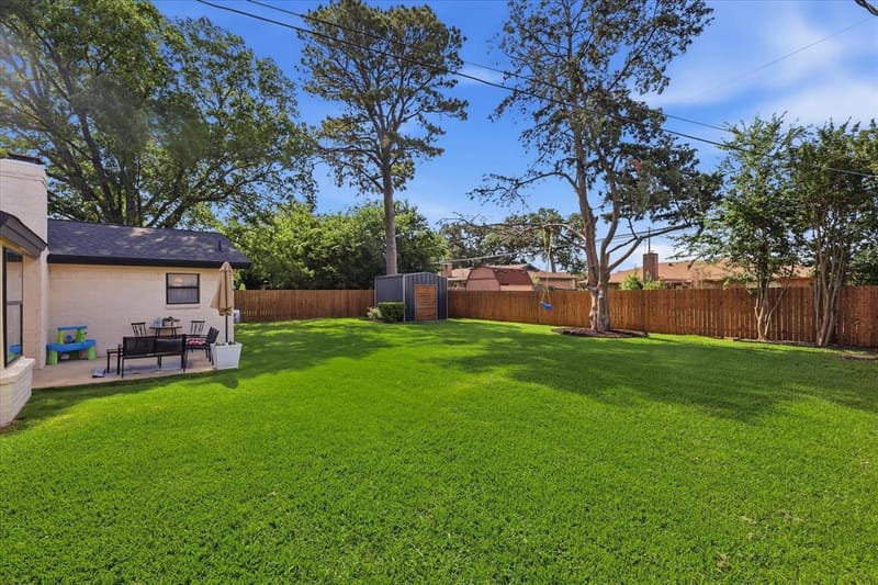 217 E Louella Drive, Hurst TX 76054 - Photo 36