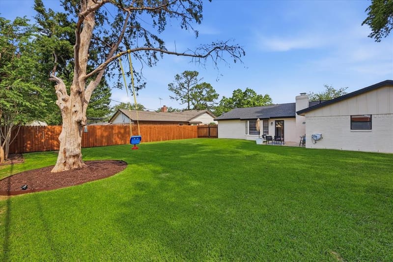 217 E Louella Drive, Hurst TX 76054 - Photo 28