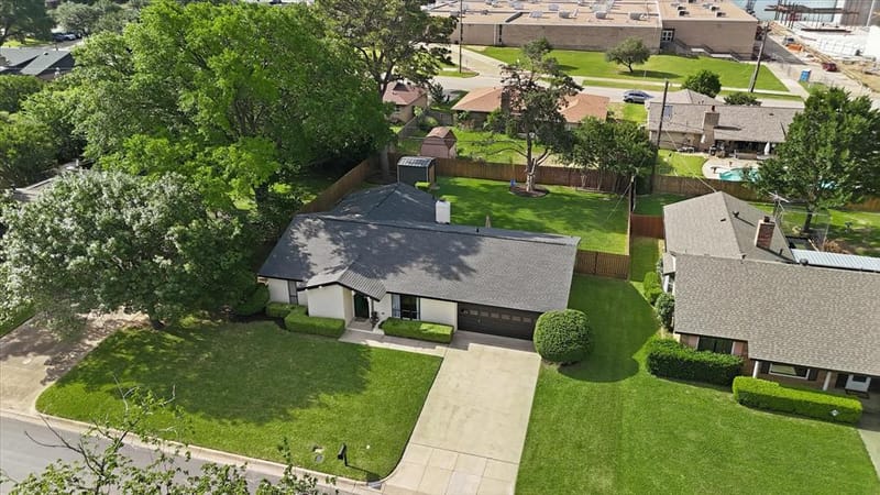 217 E Louella Drive, Hurst TX 76054 - Photo 37