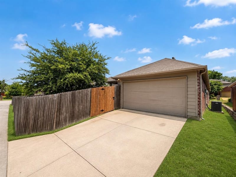 516 Cheyenne Drive, Aubrey TX 76227 - Photo 27
