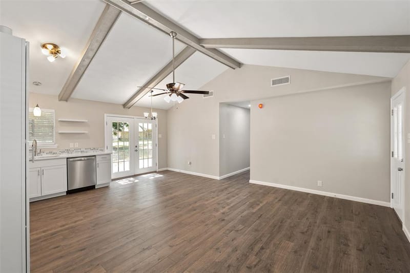 110 Meadowood Road, Enchanted Oaks TX 75156 - Photo 5