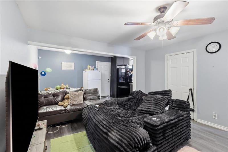921 Baldwin Street, Denton TX 76205 - Photo 8
