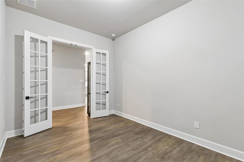 1812 Leo Drive, Van Alstyne TX 75495 - Photo 7