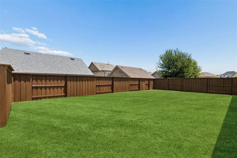 1812 Leo Drive, Van Alstyne TX 75495 - Photo 32
