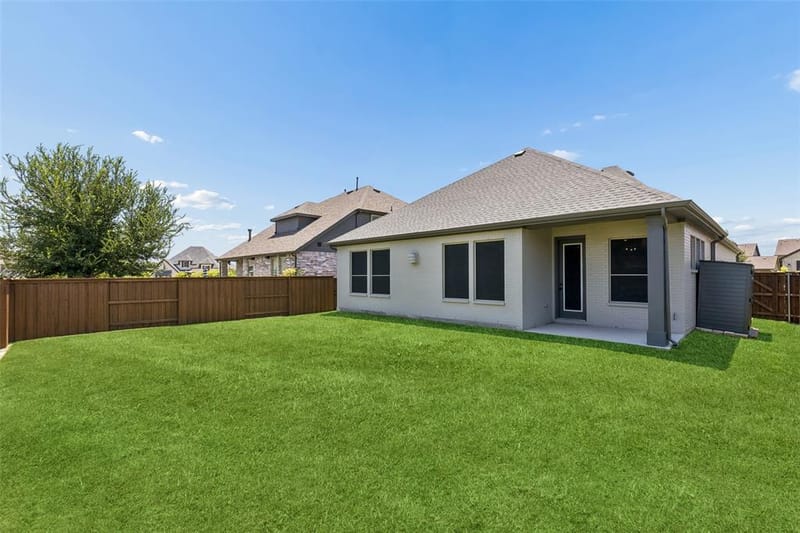 1812 Leo Drive, Van Alstyne TX 75495 - Photo 33