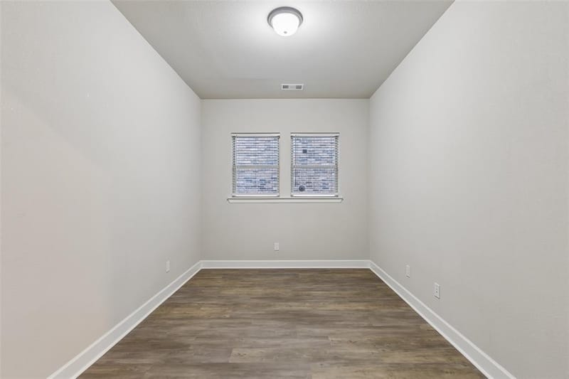 1812 Leo Drive, Van Alstyne TX 75495 - Photo 8