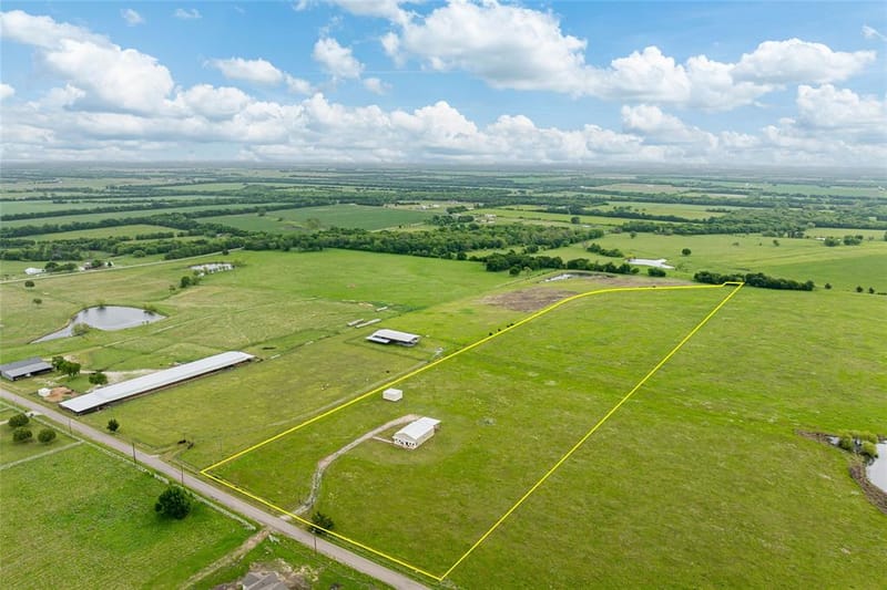435 County Road 4875, Celeste TX 75423 - Photo 33