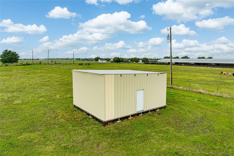 435 County Road 4875, Celeste TX 75423 - Photo 37