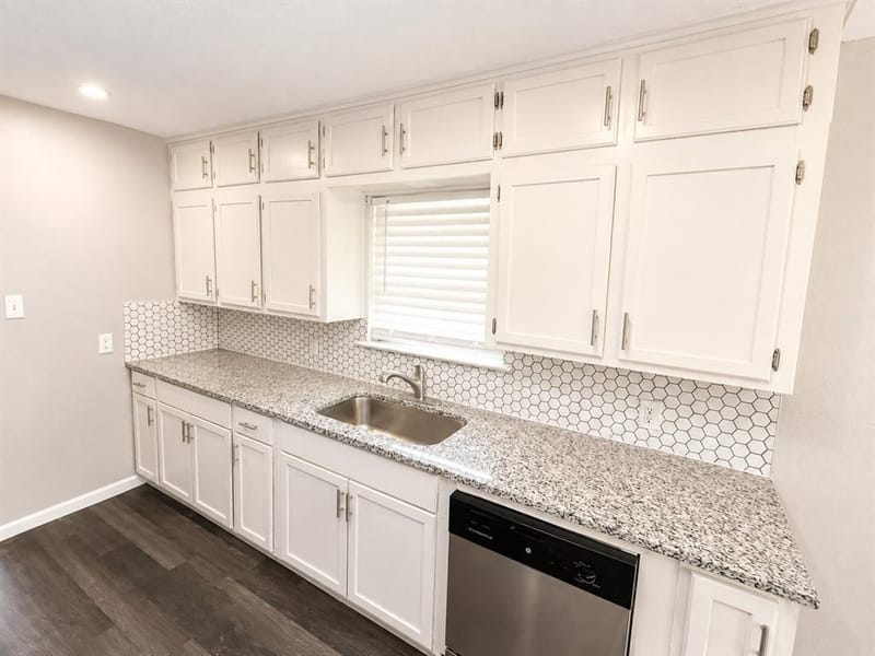 5312 Libbey Avenue, Fort Worth TX 76107 - Photo 9