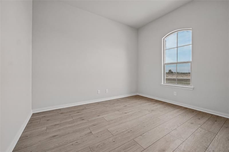 156 Hillview Trail, Decatur TX 76234 - Photo 6