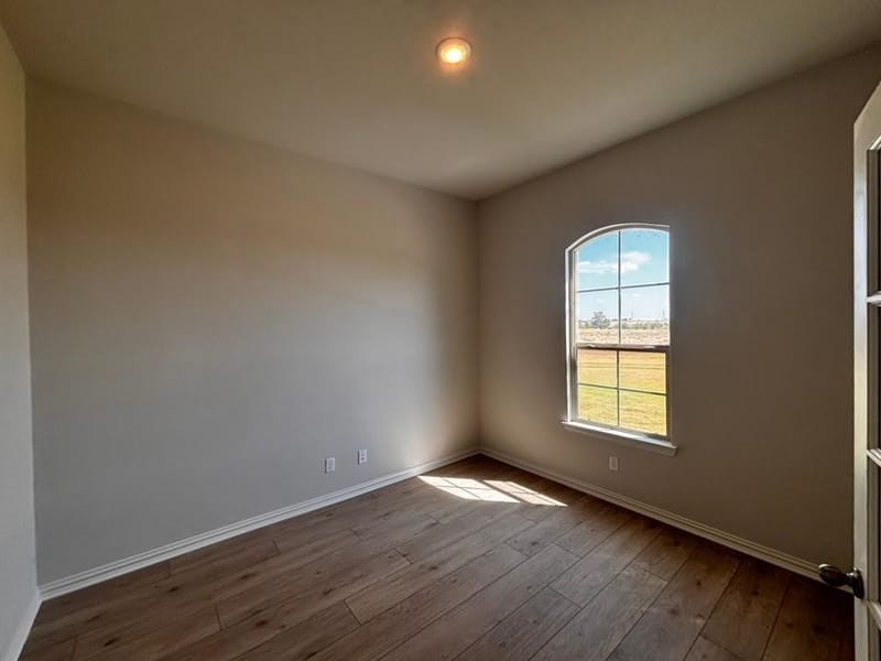 156 Hillview Trail, Decatur TX 76234 - Photo 3