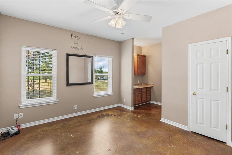 3288 County Road 136, Whitesboro TX 76273 - Photo 10