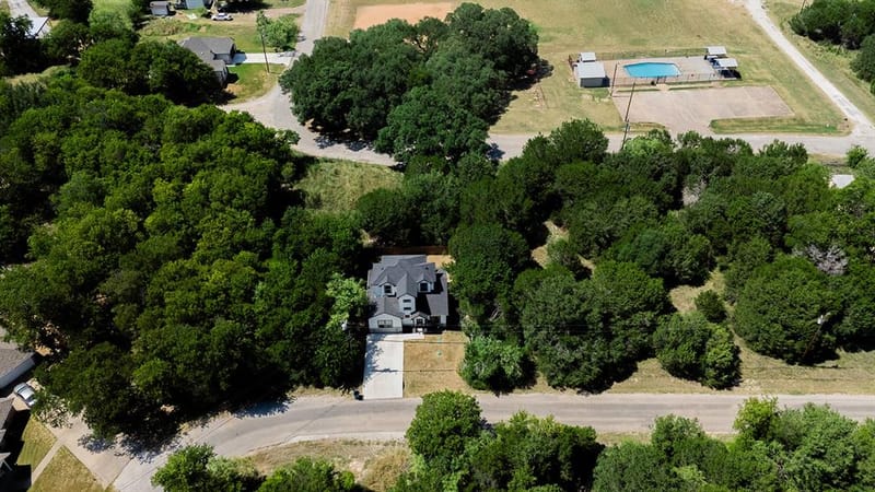 5511 Black Pine Circle, Granbury TX 76048 - Photo 37