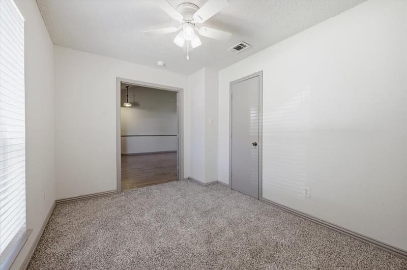 814 Rock Creek Drive, Euless TX 76039 - Photo 24